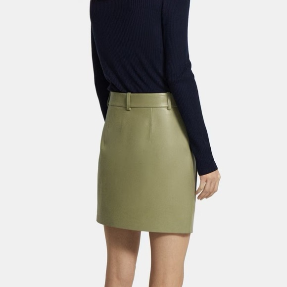 Theory Pleated Leather Skirt Sage Green Size 4 - Picture 3 of 6